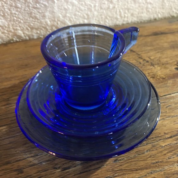 Vintage Akor 1940's Cobalt Blue Child's Cup and Saucers - Picture 7 of 11